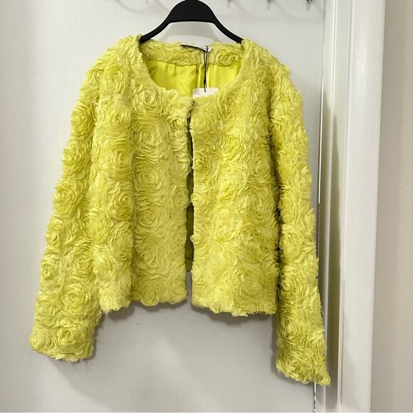 Zara JACKET WITH TEXTURED FLOWER DETAIL Size Extra Large XL - Picture 14 of 16